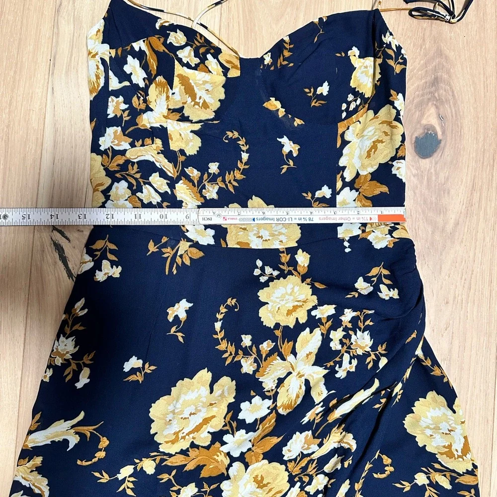 Reformation Kourtney Summer Dress | Size 4 - Picture 7 of 15